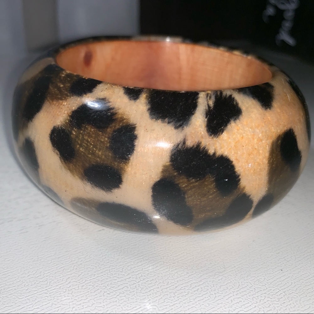 Chunky Cheetah Print Wooden Bangle